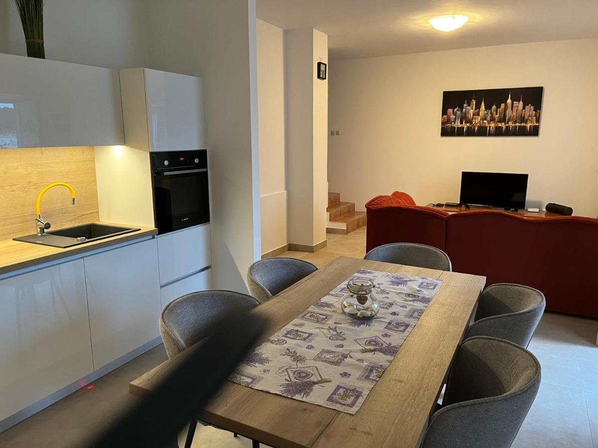 House Ema Villa Barbat na Rabu Eksteriør billede